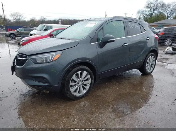 KL4CJASB5JB700479 2018 BUICK ENCORE - Image 2