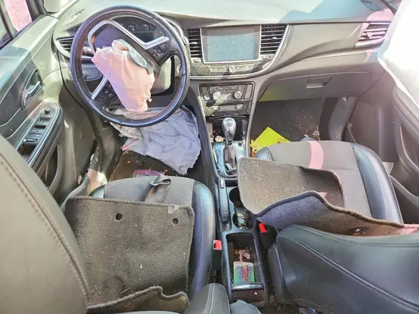 KL4CJASB5JB705066 2018 BUICK ENCORE - Image 8
