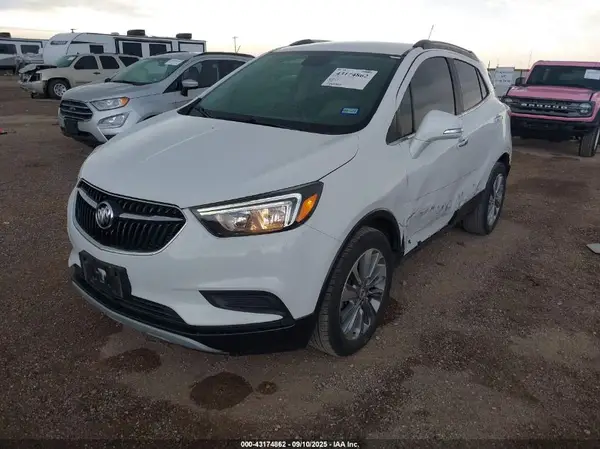 KL4CJASB5JB705584 2018 BUICK ENCORE - Image 2
