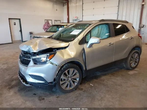 KL4CJASB5JB711305 2018 BUICK ENCORE - Image 2