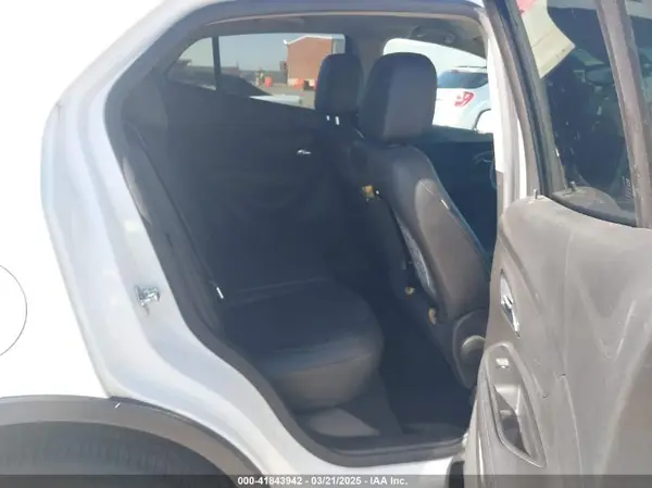 KL4CJASB5JB713376 2018 BUICK ENCORE - Image 8
