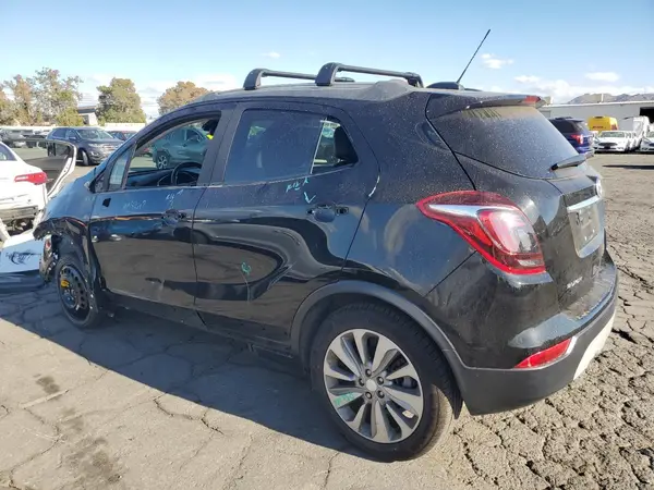 KL4CJASB5JB713667 2018 BUICK ENCORE - Image 2