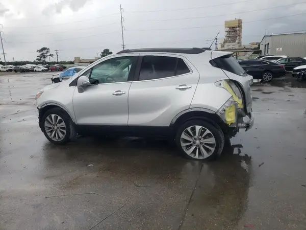 KL4CJASB5JB720652 2018 BUICK ENCORE - Image 2