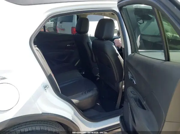 KL4CJASB5KB701679 2019 BUICK ENCORE - Image 8