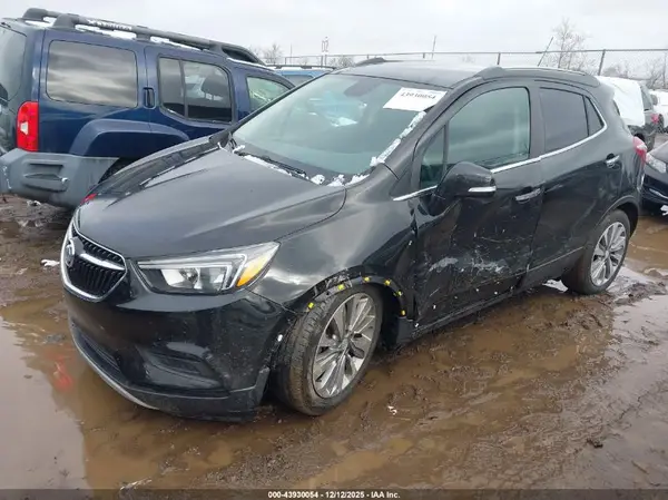 KL4CJASB5KB771196 2019 BUICK ENCORE - Image 2