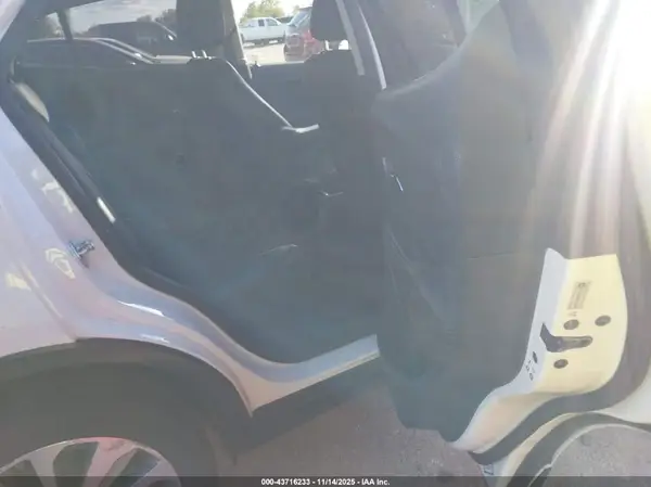 KL4CJASB5KB780108 2019 BUICK ENCORE - Image 8