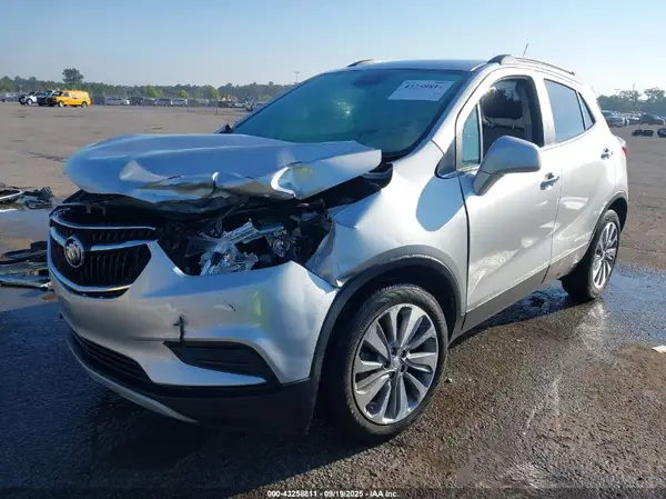 KL4CJASB5LB004885 2020 BUICK ENCORE - Image 2
