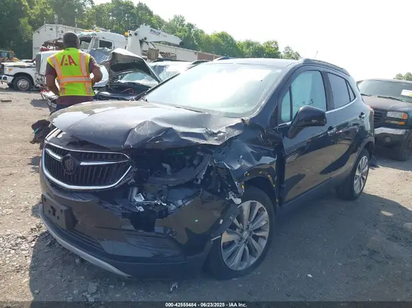 KL4CJASB5LB009567 2020 BUICK ENCORE - Image 2