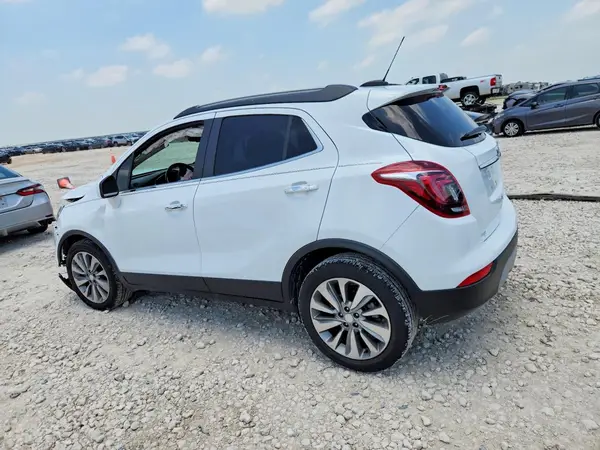 KL4CJASB5LB010427 2020 BUICK ENCORE - Image 2
