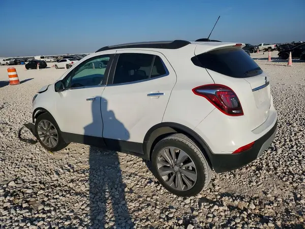 KL4CJASB5LB025252 2020 BUICK ENCORE - Image 2
