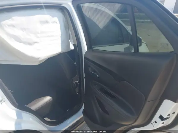 KL4CJASB5MB310762 2021 BUICK ENCORE - Image 8
