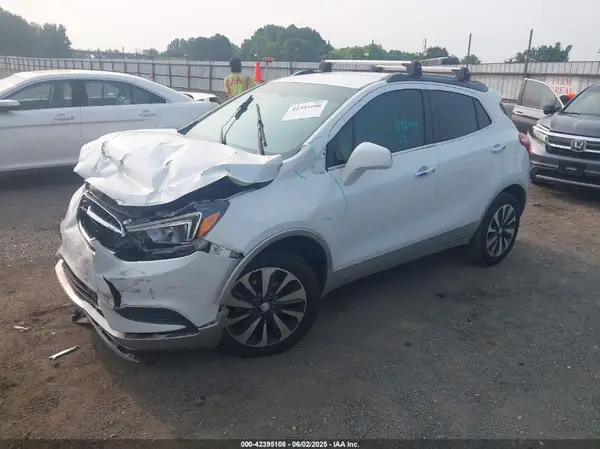 KL4CJASB5MB314570 2021 BUICK ENCORE - Image 2