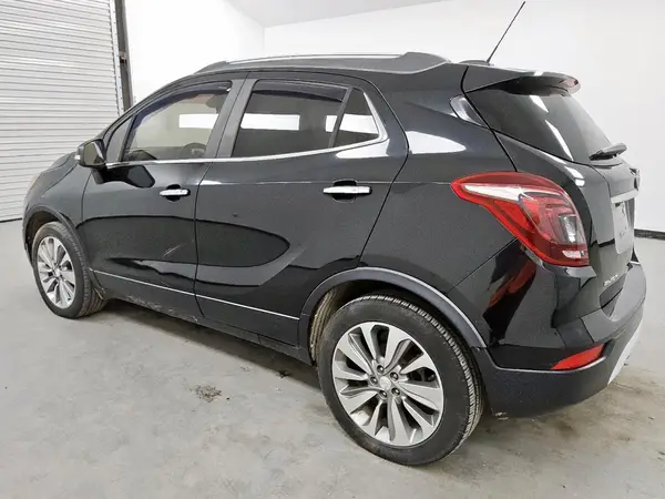 KL4CJASB6HB003090 2017 BUICK ENCORE - Image 2