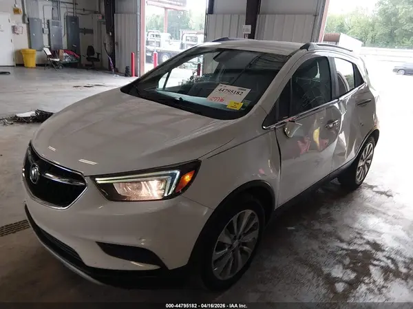KL4CJASB6HB132270 2017 BUICK ENCORE - Image 2