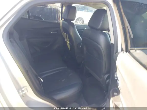 KL4CJASB6HB135587 2017 BUICK ENCORE - Image 8