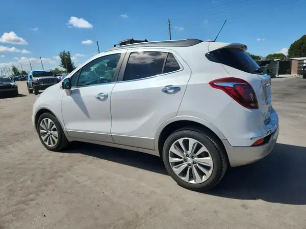 KL4CJASB6JB506740 2018 BUICK ENCORE - Image 2
