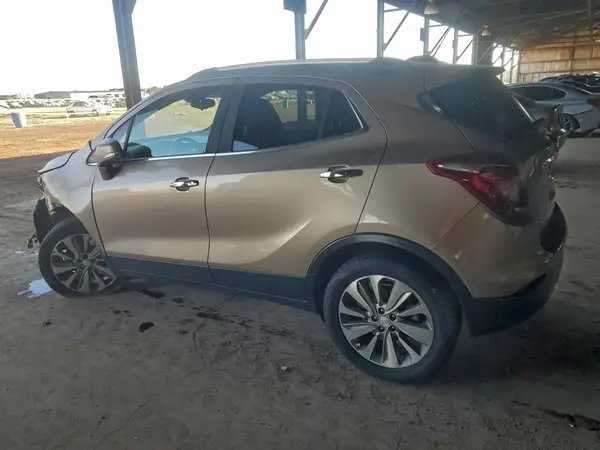 KL4CJASB6JB518001 2018 BUICK ENCORE - Image 2