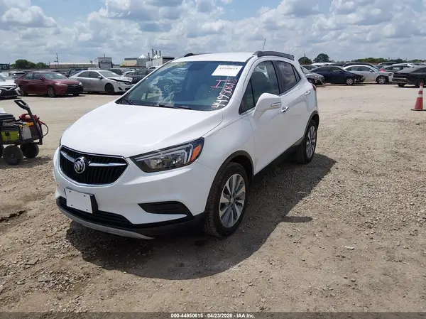 KL4CJASB6JB569420 2018 BUICK ENCORE - Image 2