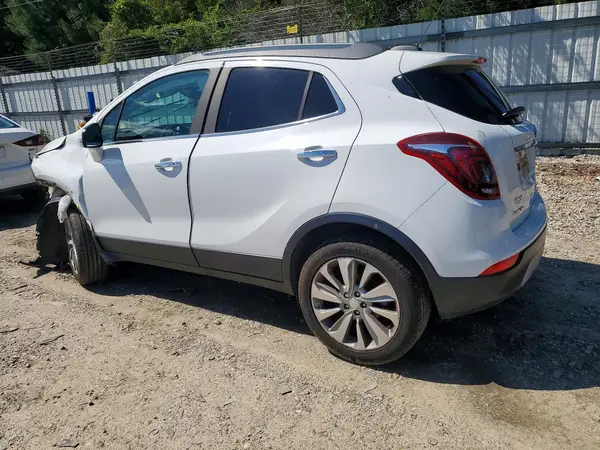 KL4CJASB6JB574701 2018 BUICK ENCORE - Image 2