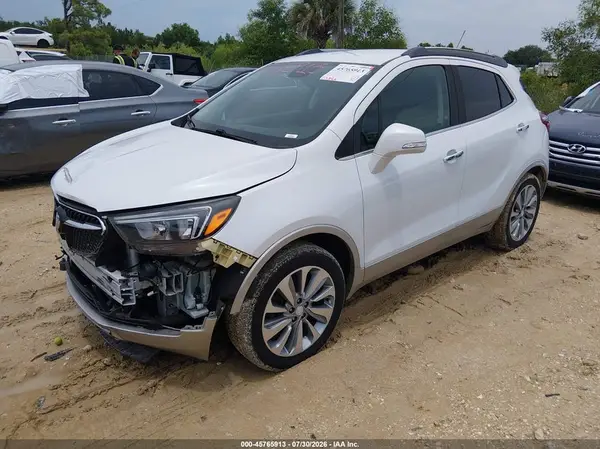 KL4CJASB6JB579560 2018 BUICK ENCORE - Image 2