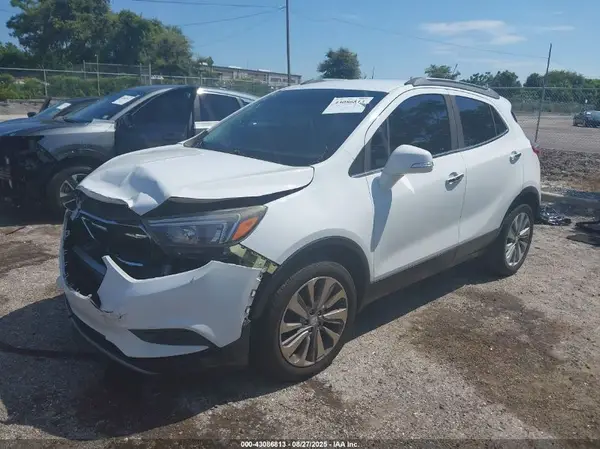 KL4CJASB6JB619460 2018 BUICK ENCORE - Image 2