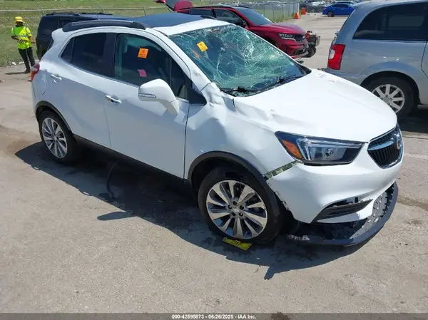 KL4CJASB6JB635612 2018 BUICK ENCORE - Image 1