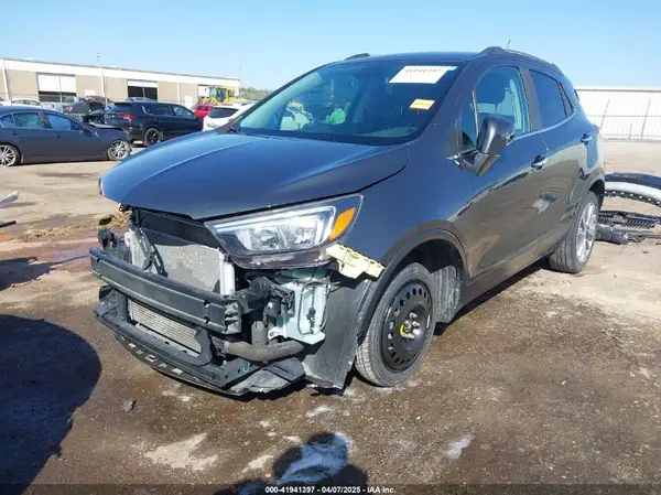 KL4CJASB6JB636467 2018 BUICK ENCORE - Image 2