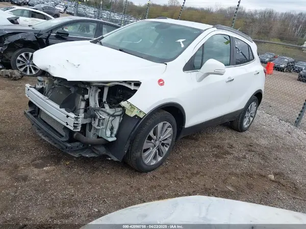 KL4CJASB6JB651731 2018 BUICK ENCORE - Image 2
