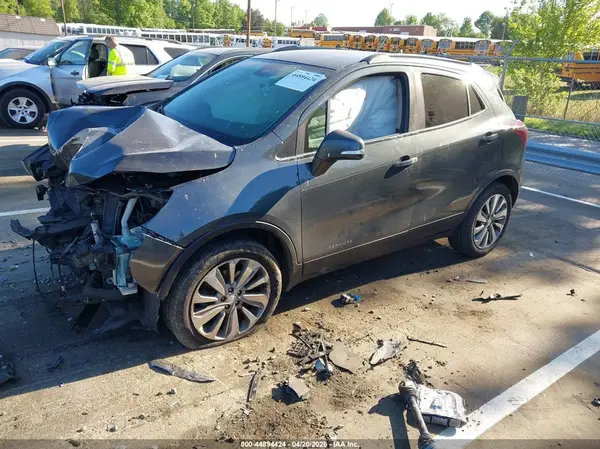 KL4CJASB6JB671056 2018 BUICK ENCORE - Image 2