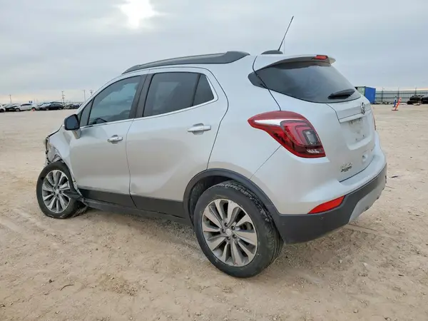 KL4CJASB6JB691937 2018 BUICK ENCORE - Image 2
