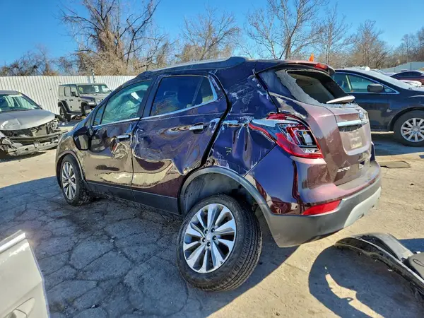 KL4CJASB6JB708512 2018 BUICK ENCORE - Image 2