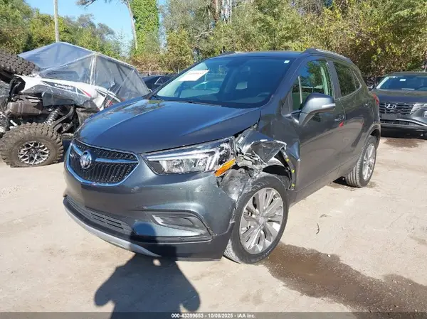 KL4CJASB6JB710065 2018 BUICK ENCORE - Image 2