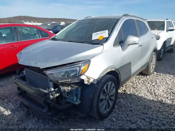 KL4CJASB6JB720076 2018 BUICK ENCORE - Image 2