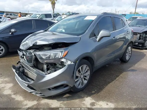 KL4CJASB6LB006404 2020 BUICK ENCORE - Image 2