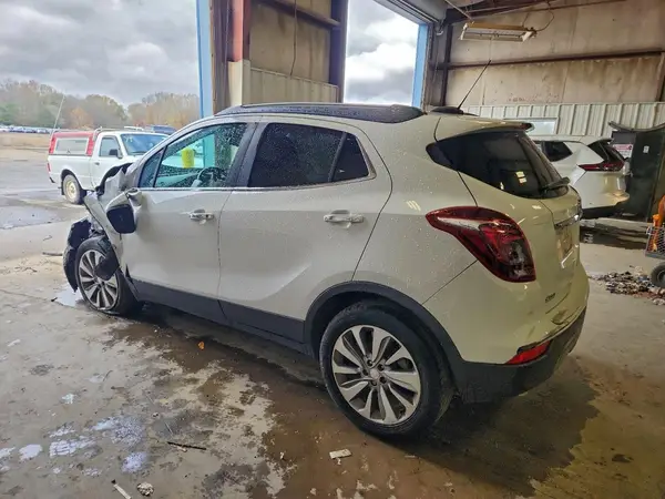 KL4CJASB6LB336592 2020 BUICK ENCORE - Image 2