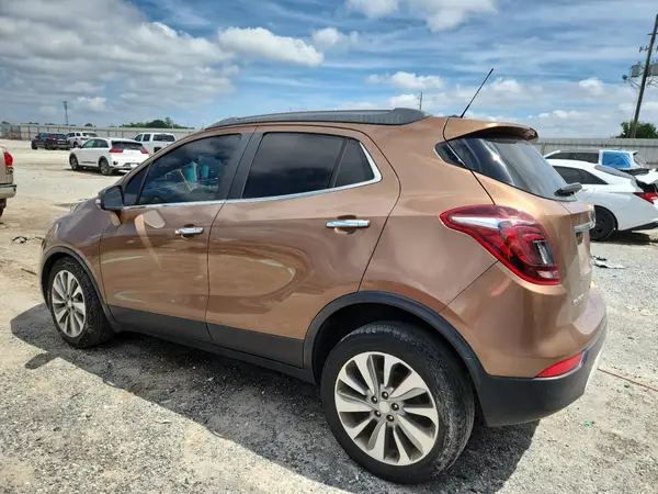 KL4CJASB7HB195216 2017 BUICK ENCORE - Image 2
