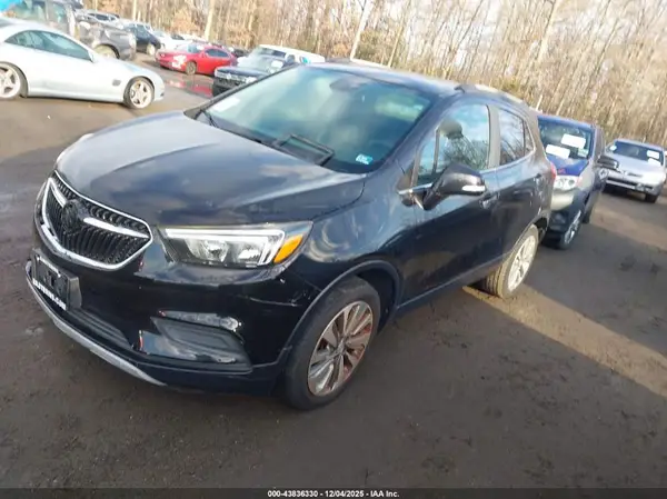 KL4CJASB7JB522042 2018 BUICK ENCORE - Image 2