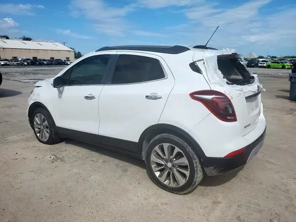KL4CJASB7JB522154 2018 BUICK ENCORE - Image 2