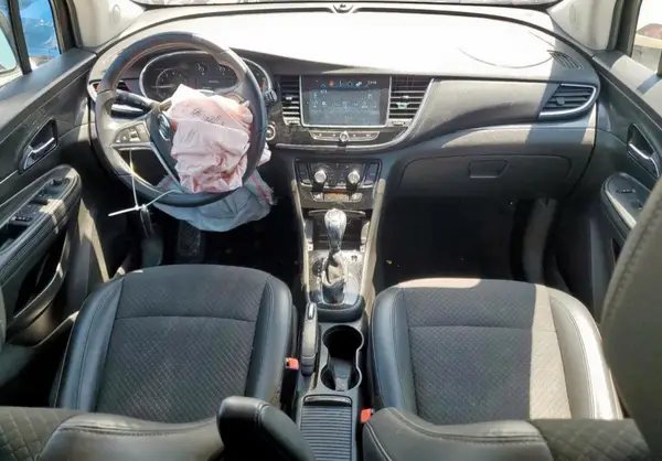 KL4CJASB7JB529184 2018 BUICK ENCORE - Image 8