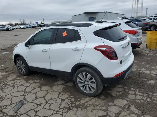 KL4CJASB7JB529895 2018 BUICK ENCORE - Image 2