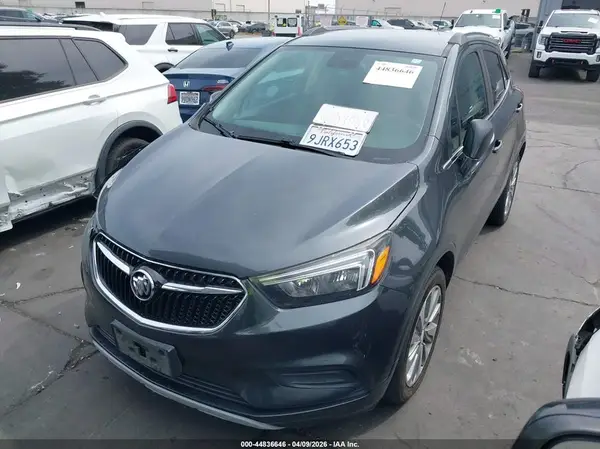 KL4CJASB7JB535194 2018 BUICK ENCORE - Image 2