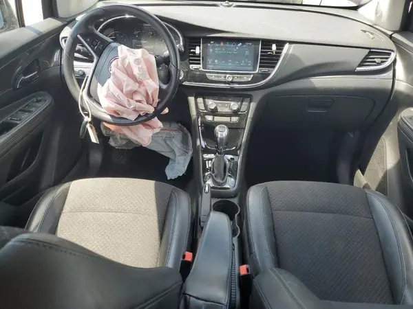 KL4CJASB7JB559480 2018 BUICK ENCORE - Image 8