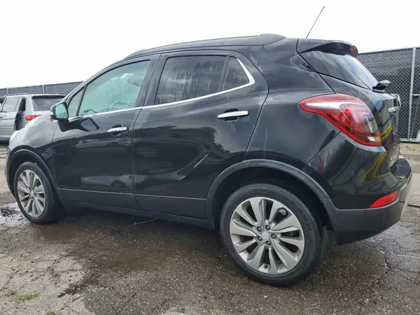KL4CJASB7JB574108 2018 BUICK ENCORE - Image 2