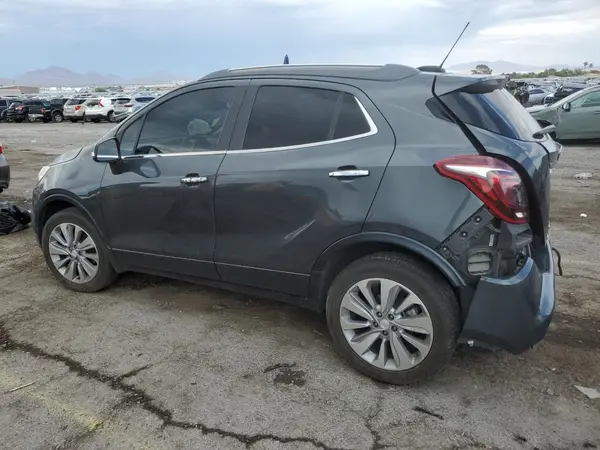 KL4CJASB7JB580023 2018 BUICK ENCORE - Image 2