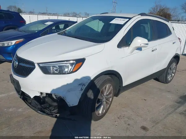 KL4CJASB7JB606863 2018 BUICK ENCORE - Image 2