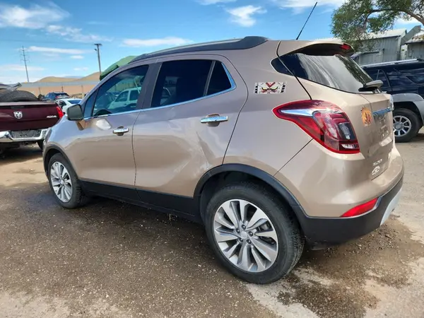 KL4CJASB7JB614042 2018 BUICK ENCORE - Image 2