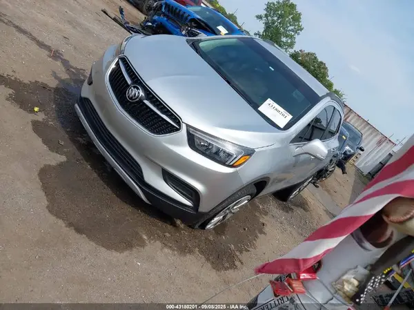 KL4CJASB7JB630595 2018 BUICK ENCORE - Image 2