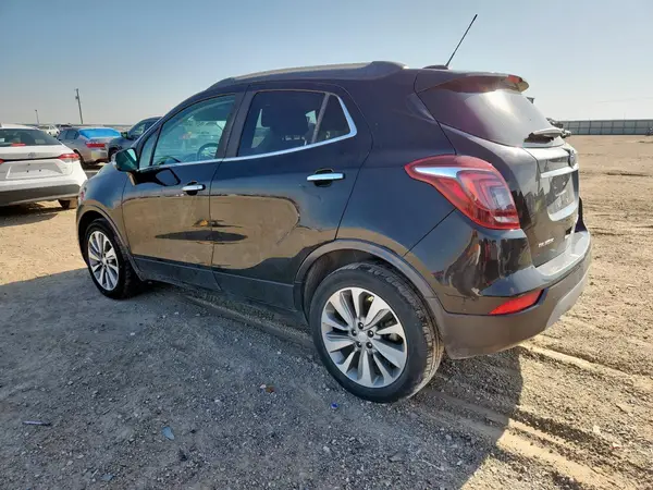 KL4CJASB7JB639765 2018 BUICK ENCORE - Image 2