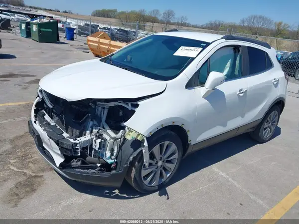 KL4CJASB7JB648370 2018 BUICK ENCORE - Image 2