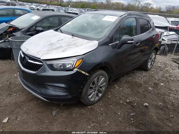 KL4CJASB7JB663824 2018 BUICK ENCORE - Image 2